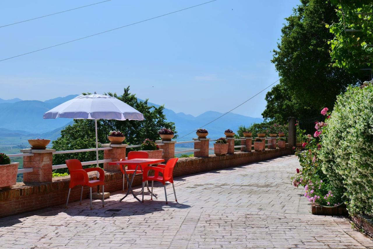 Saranda Landscape Lejlighed Nivice Eksteriør billede